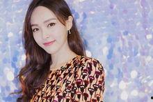 爱豆吃瓜娱乐酱鞠婧祎,爱豆吃瓜娱乐酱，揭秘明星幕后生活”