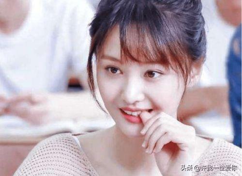 娱乐圈吃瓜七七是谁啊,娱乐圈神秘人物“吃瓜七七”揭秘