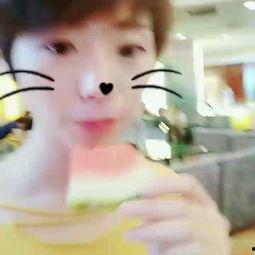 王可乐麻麻吃瓜娱乐版,吃瓜娱乐背后的温馨故事