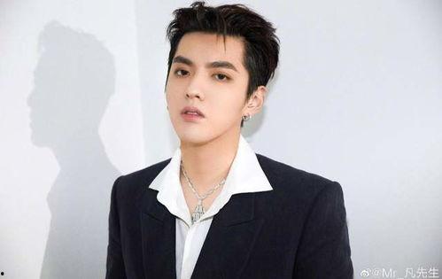 娱乐圈吃瓜的男明星是谁,揭秘那些热衷于八卦的明星们